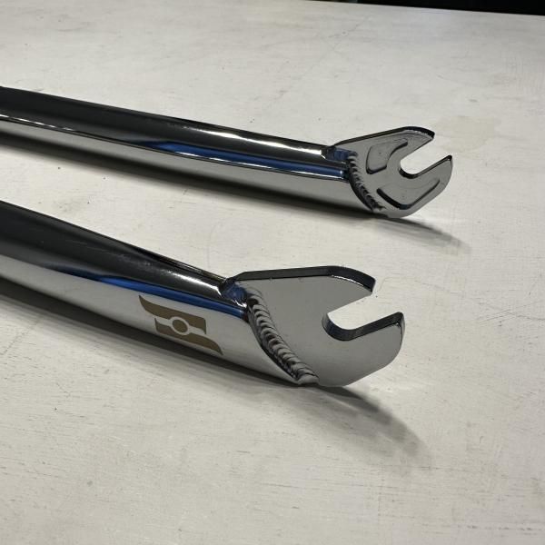 NOUS BMXフォーク ブラック Uブレーキ付き NOUS BMXフォーク ブラック Uブレーキ付き NOUS BMXフォーク