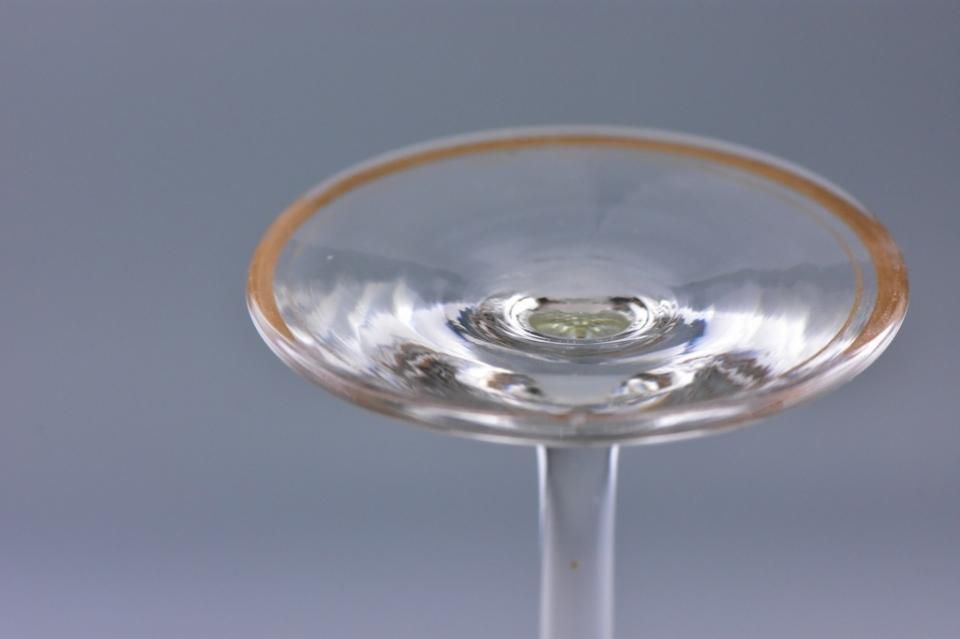 アンティーク 銀巻き装飾グラス 高さ約4、6㌢ アンティーク・グラス