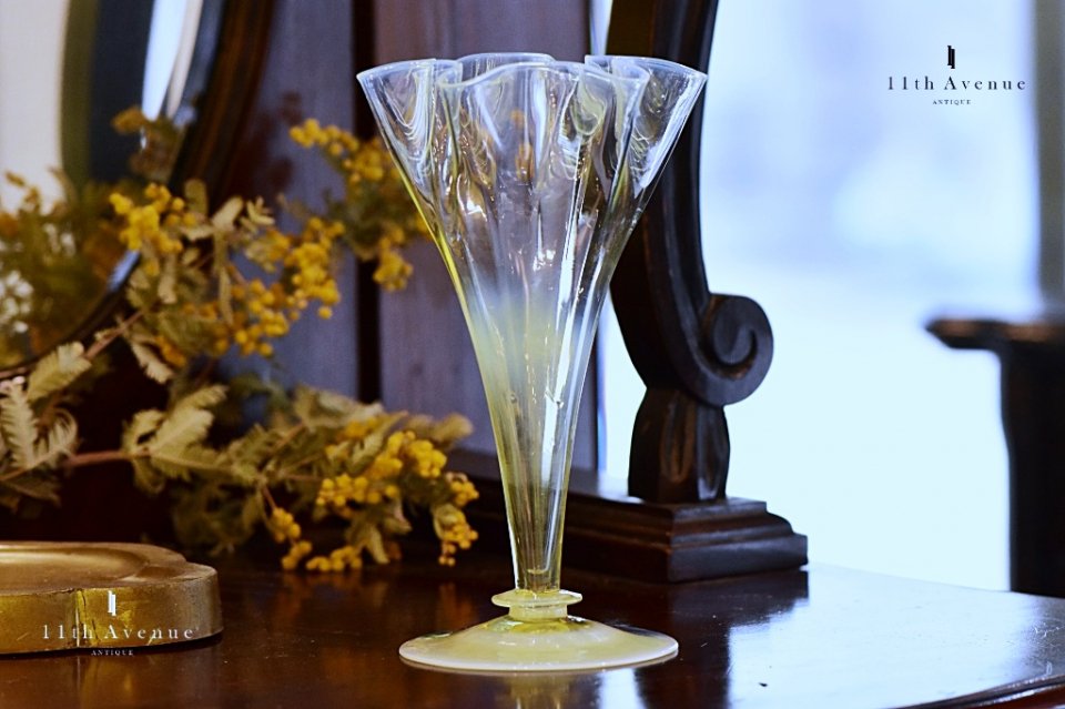 イギリスアンティーク、ヴィクトリアン、ガラスの花瓶 - 工芸品
