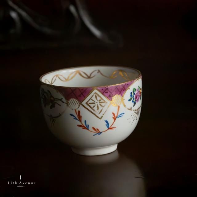 ウィーン窯 薔薇絵（外絵）トルココーヒーカップ 1802年 - 西洋