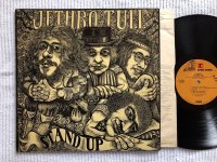 STAND UP<br>JETHRO TULL