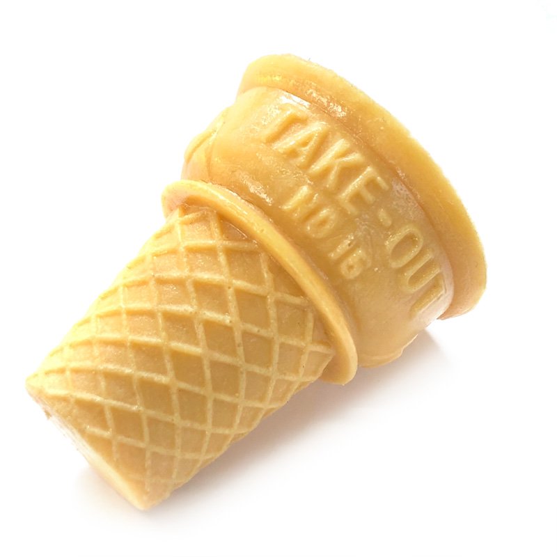 食品サンプル】ショートタイプのアイスクリームコーン（原寸）1個