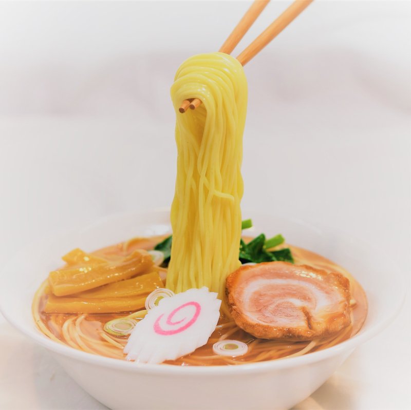 食品サンプル】箸で持ち上げたラーメン【中華】 - fake food HATANAKA 