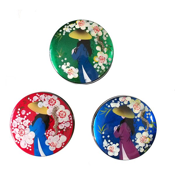 ベトナム  漆塗り 小物入れ アオザイと梅の花（9色）民族衣装 おめでたい 花【画像3】