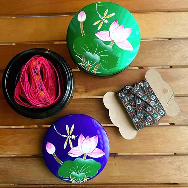 ベトナム 漆塗り 丸形 小物入れ ロータス 蓮の花 直径約 伝統工芸