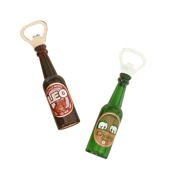 【タイ直輸入】 ビール 栓抜き マグネットタイプ  （レオ ビール（LEO BEER）チャンビール（Chang Beer）【画像1】