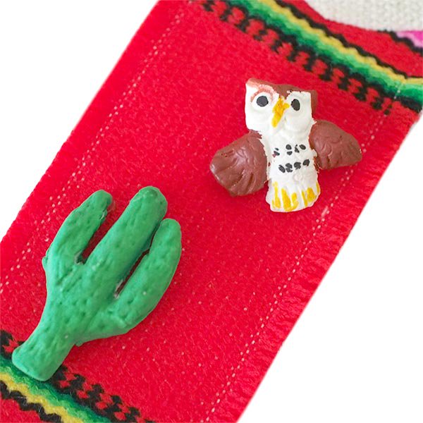 メキシコ ミニサラペの飾り レッド サボテン ギター フクロウ テンガロンハット【画像2】