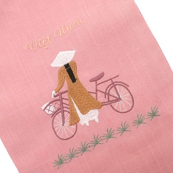ベトナム 刺繍 巾着 縦長 アオザイと自転車 39×20