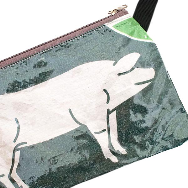 ベトナム 飼料袋 リメイク ポーチ ブタ 濃いグリーン 長方形 （コーティングあり マチなし）【画像3】