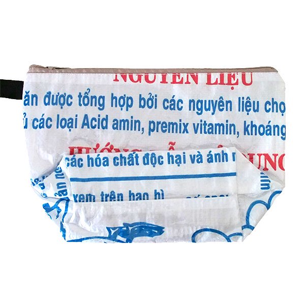 ベトナム 飼料袋リメイクポーチ