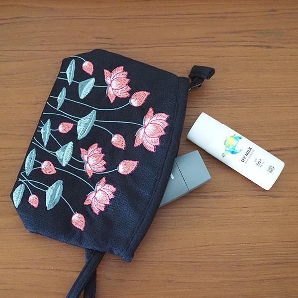 ベトナム 花日和 蓮の花 刺繍ポーチ（大きめサイズ・全13色）ベトナムお