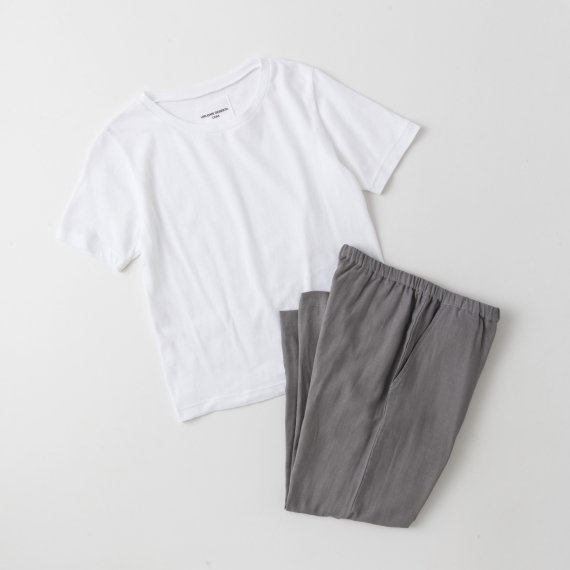 T-Shirt/Cropped Pants Set（Women） - VIRI-DARI deserta ONLINE STORE