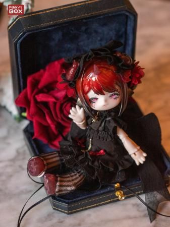 PENNY'S BOX冬季限定ドール「書の精霊」「ANTU(アンティーユ