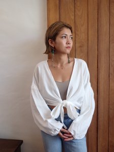 I am...Wgauze Puff Sleeve Cardigan