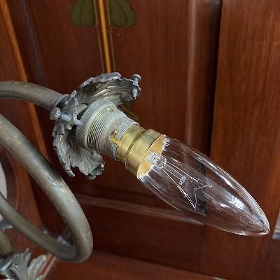アールヌーヴォーガラスシェード テーブルランプ