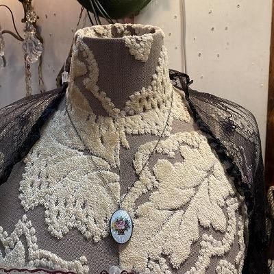 エマイユ シルバーロケットペンダント