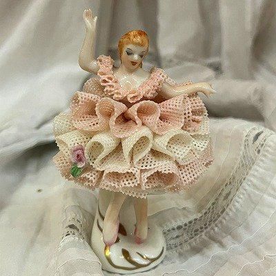 ビ*ビ様 #Irish Dresden 陶器人形 Rose of Tralee Rose of Tralee - pink half lace - Irish Dresden
