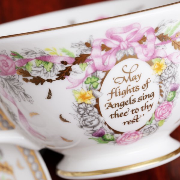 ロイヤルコレクション Royal Collection エリザベス2世女王記念 Teacup