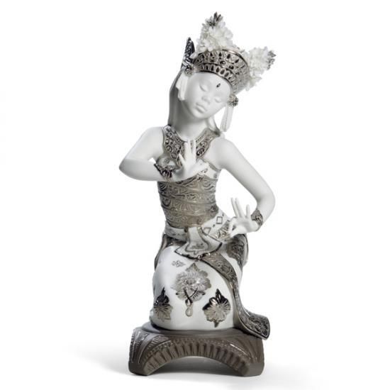 リヤドロ Lladro バリ島の踊り手(ポーズ・Re-Deco)　BALI DANCER KNEELING (RE-DECO) -  西洋陶磁器・テーブルウエア｜アルテサニア・ノーブレ Artesania Noble