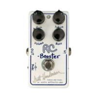 XOTiC RC BOOSTER-SH White