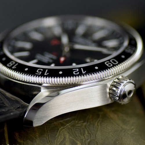 アルピナ/Alpina/腕時計/Alpiner 4コレクションGMT/メンズ/スイスメイド/AL-550G5AQ6/ブラック×ブラック