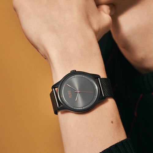 ヒューゴボス　時計　メンズ　ムーブ　1530044　ブラック×ブラックステンレスベルト- 腕時計の通販ならワールドウォッチショップ