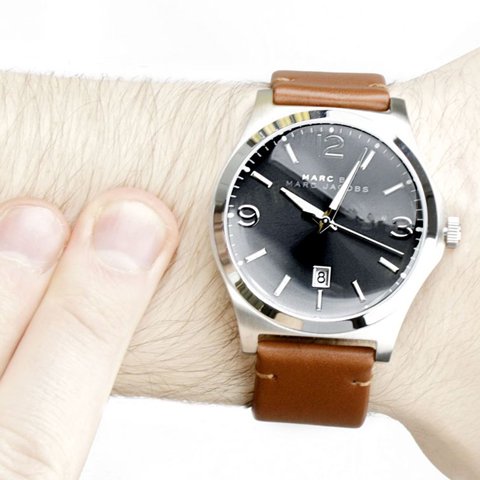 マークバイマークジェイコブス　腕時計　メンズ　ダニー　MBM5039　ブラック×ブラウンレザーベルト - 腕時計の通販ならワールドウォッチショップ