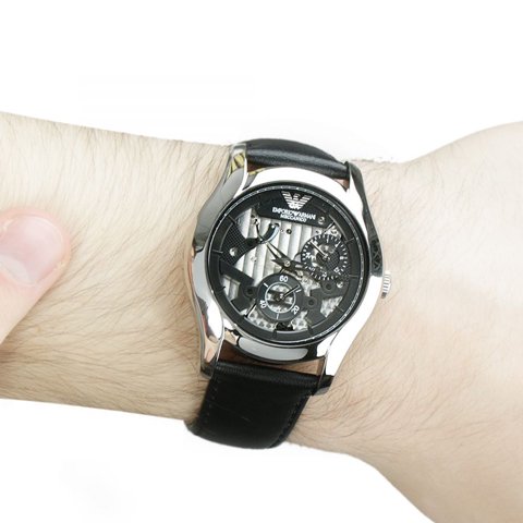 アルマーニ機械式腕時計