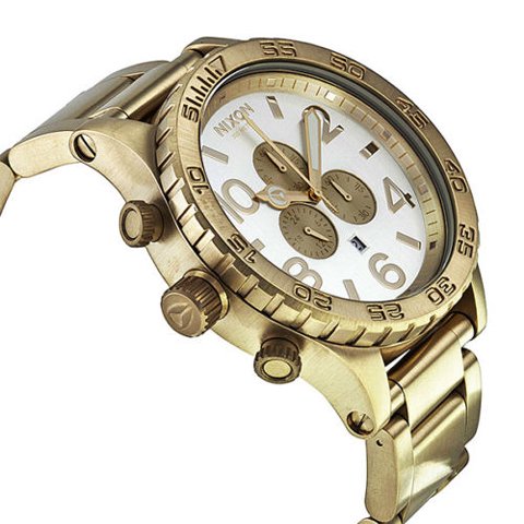 ニクソン　ゴールド51-30 腕時計　箱　コマ　付き　ディーゼル　diesel赤字の時計