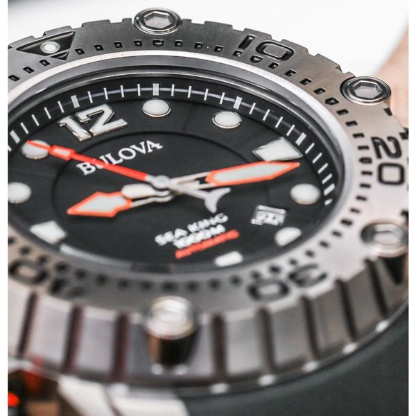 ブローバ 腕時計 シーキング UHFコレクション 世界限定500本 ブラック×ブラックラバーベルト 腕時計の通販ならワールドウォッチショップ
