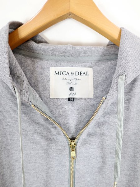 人気 mica deal パーカー