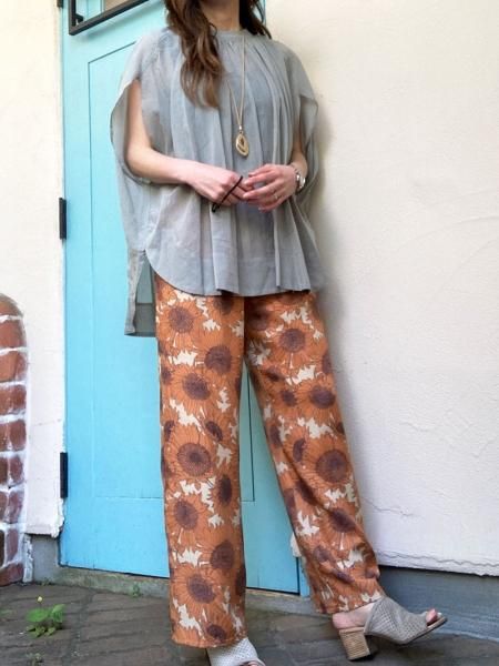 NUS】ひまわり柄プリントイージーパンツ - Carry On ONLINE STORE