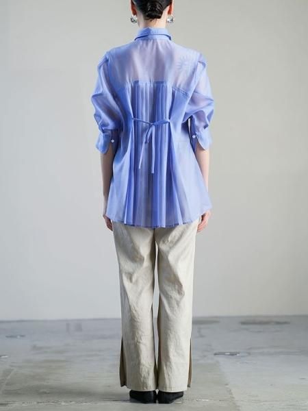 Lallia Mu】バックプリーツシアーシャツ【Made in Japan