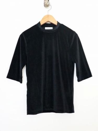 CYNICAL シアー5分袖ベロアカットソー 日本製 450-95511 シニカル スタンドカラー ハイネック 伸縮 光沢 インナー 洗える Cynical CYNICAL シアー5分袖ベロアカットソー 日本製 450-95511