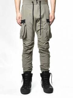 ripvanwinkle Light Cargo Pants<img class='new_mark_img2' src='https://img.shop-pro.jp/img/new/icons38.gif' style='border:none;display:inline;margin:0px;padding:0px;width:auto;' />