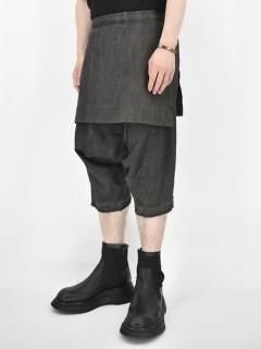 _JULIUS Attached Skirt Crotch Pants [DARK GRAY]