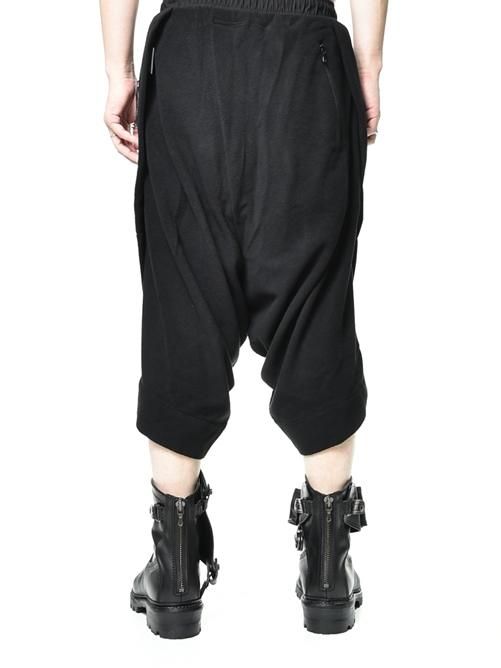 NILøS[ニルズ] Tucked Twisted Crotch Pants タックド ツイステッド