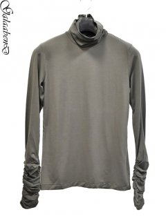 GalaabenD Tencel Turtleneck<img class='new_mark_img2' src='https://img.shop-pro.jp/img/new/icons38.gif' style='border:none;display:inline;margin:0px;padding:0px;width:auto;' />