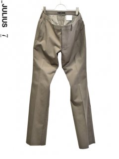 _JULIUS Straight Trousers<img class='new_mark_img2' src='https://img.shop-pro.jp/img/new/icons38.gif' style='border:none;display:inline;margin:0px;padding:0px;width:auto;' />