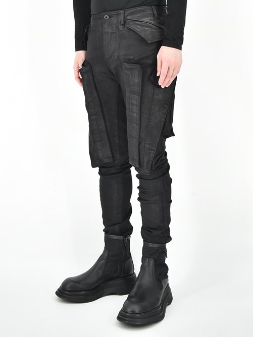 JULIUS[ユリウス] LIMITED VERTICAL SKINNY GAS MASK CARGO PANTS