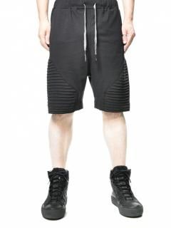FIRST AID TO THE INJURED  ASTRA SHORTS -BLACK-