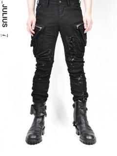 JULIUS DAMAGE PAINTED CARGO SKINNY DENIMS