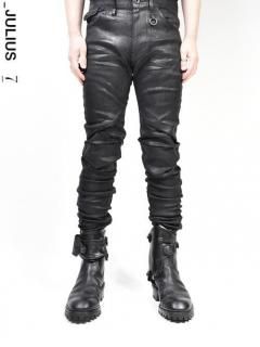 JULIUS ARCED SKINNY PANTS -BLACK-