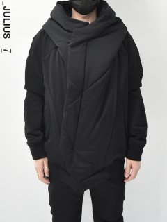 _JULIUS PADDED HOODED BLOUSON -BLACK-<img class='new_mark_img2' src='https://img.shop-pro.jp/img/new/icons8.gif' style='border:none;display:inline;margin:0px;padding:0px;width:auto;' />