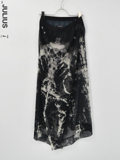 _JULIUS DRAPING SKIRT<img class='new_mark_img2' src='https://img.shop-pro.jp/img/new/icons8.gif' style='border:none;display:inline;margin:0px;padding:0px;width:auto;' />