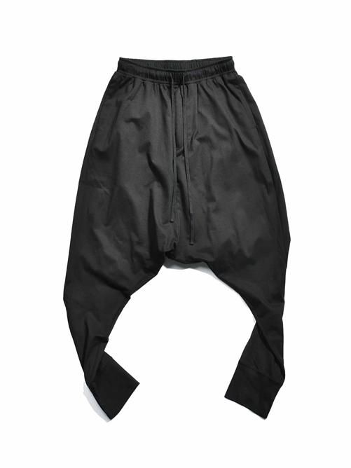 パンツ JULIUS Drop-Crotch Cropped Pants パンツ JULIUS Drop-Crotch Cropped Pants JULIUS Cotton
