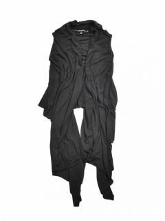 JULIUS Rectangle Long Vest<img class='new_mark_img2' src='https://img.shop-pro.jp/img/new/icons8.gif' style='border:none;display:inline;margin:0px;padding:0px;width:auto;' />