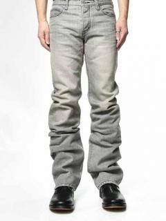 ripvanwinkle Solid Jeans<img class='new_mark_img2' src='https://img.shop-pro.jp/img/new/icons38.gif' style='border:none;display:inline;margin:0px;padding:0px;width:auto;' />