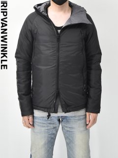 ripvanwinkle Hooded Down Jacket<img class='new_mark_img2' src='https://img.shop-pro.jp/img/new/icons38.gif' style='border:none;display:inline;margin:0px;padding:0px;width:auto;' />