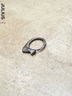 _JULIUS Claw Ring<img class='new_mark_img2' src='https://img.shop-pro.jp/img/new/icons38.gif' style='border:none;display:inline;margin:0px;padding:0px;width:auto;' />